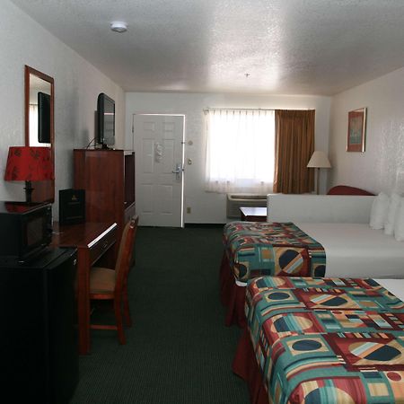 Best Western Colorado River Inn Needles Bilik gambar
